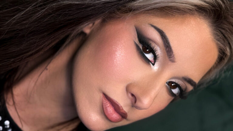 SMOKED CAT EYE X REVERSED EYELINER